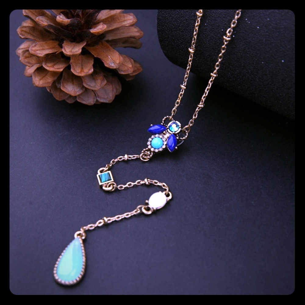 Women’s lariat necklace!